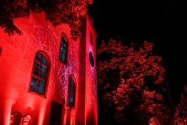 Bergstraße leuchtet