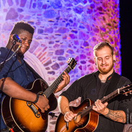 Bergstraße leuchtet