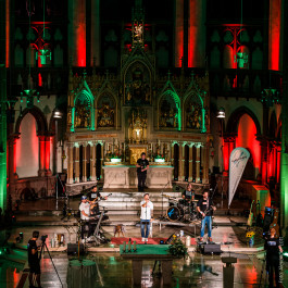 Bergstraße leuchtet